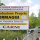 Image for article titled What It’s Like To Drive The Tiny Piaggio Ape, Italy's Ford F-150